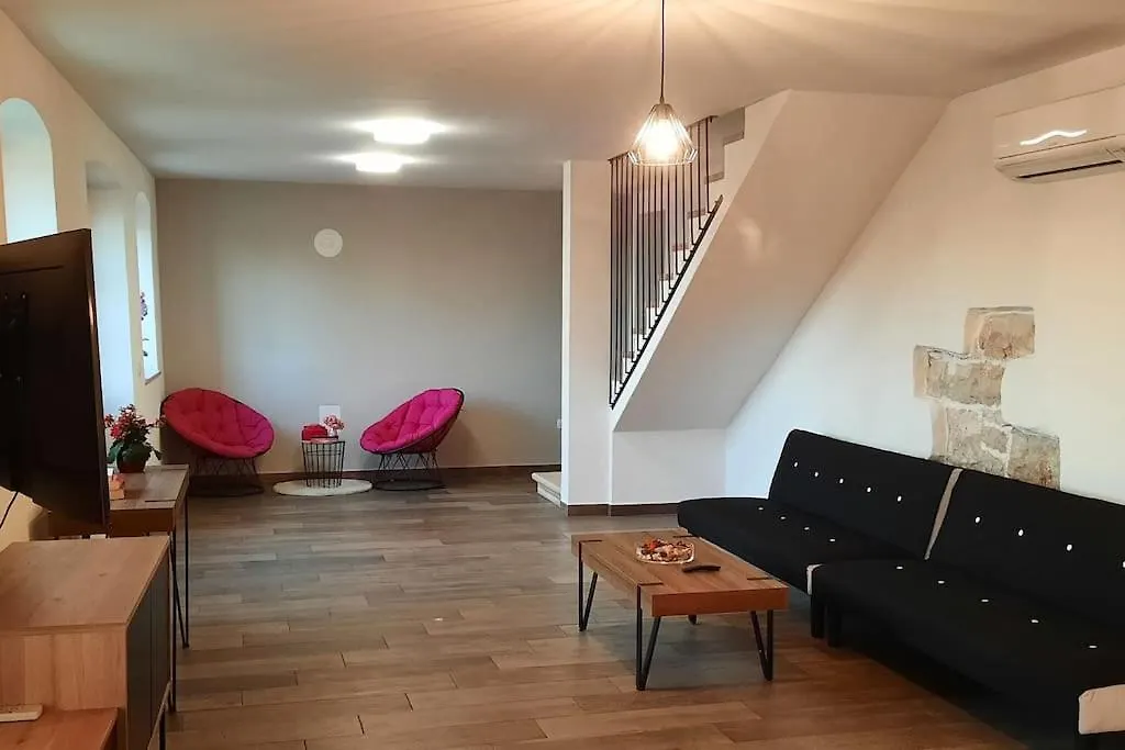 Holiday Home For 8 People, Pool + Sea View 0*, Vilanija Croatia